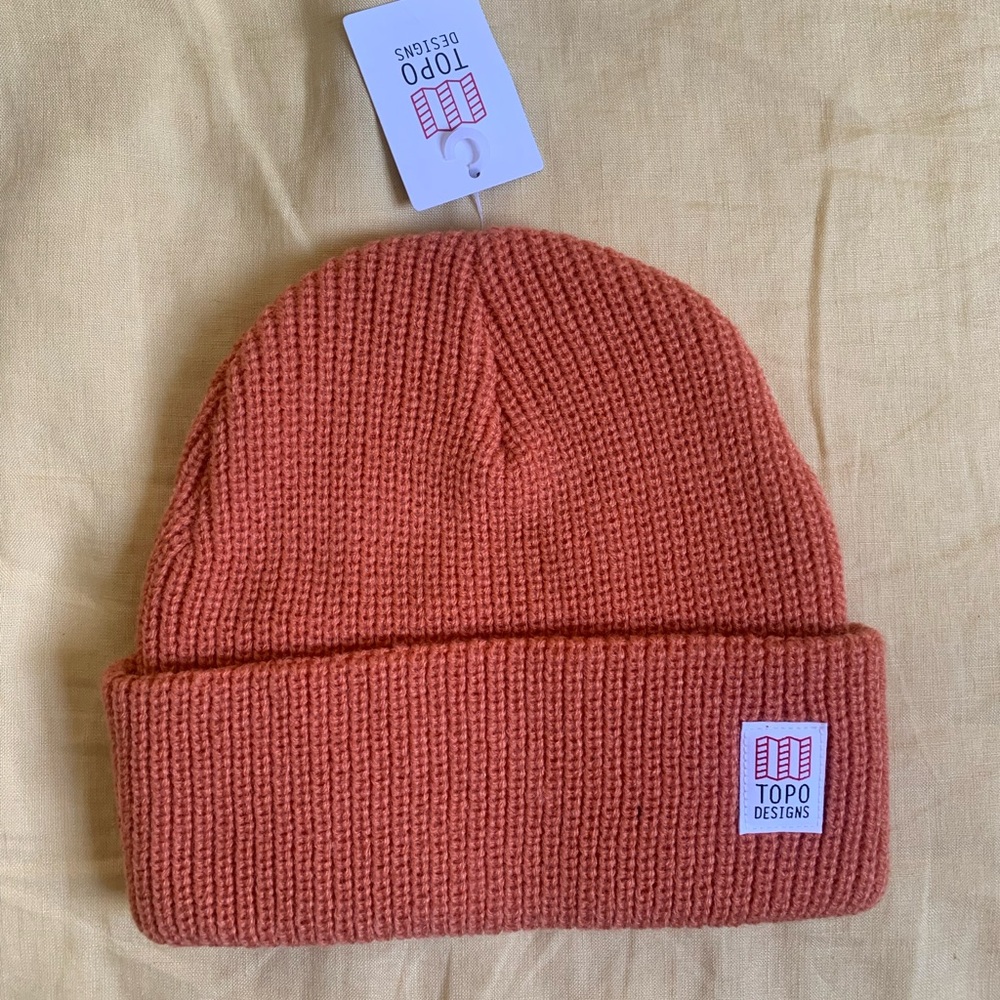 NWT TOPO Beanie
